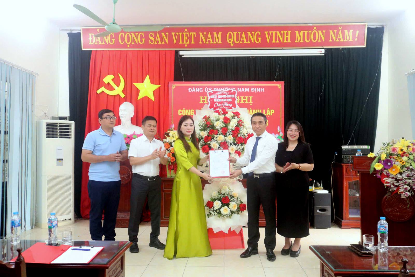 anh tin bai